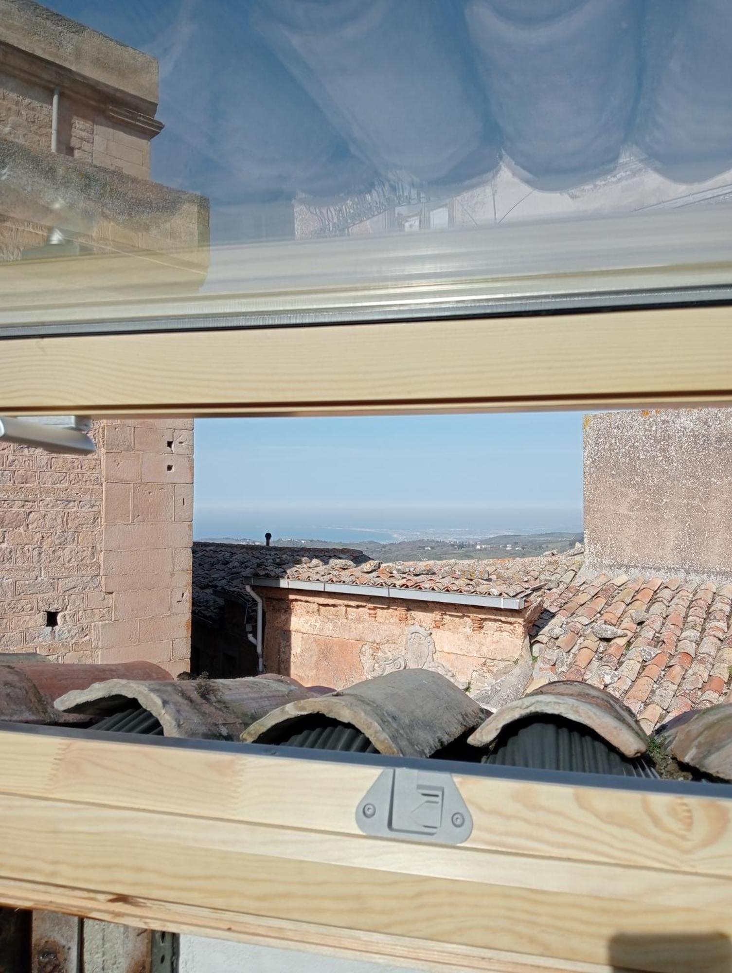 San Nicolò Holiday Home Montalbano Elicona Quarto foto